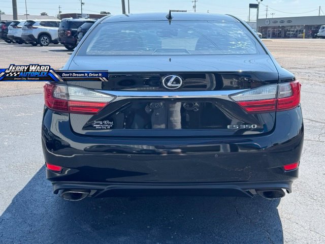 Used 2017 Lexus ES 350 w/ Luxury Package FWD image 4