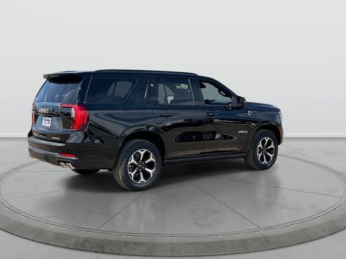 New 2026 GMC Yukon AT4 w/ AT4 Premium Package AWD/4WD image 8