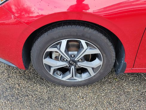 Used 2021 Kia Forte LXS FWD image 35