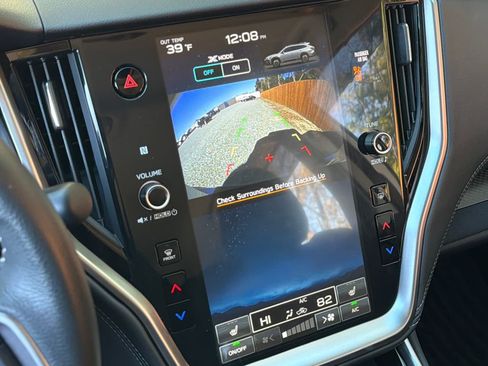 Used 2025 Subaru Outback Premium w/ Popular Package #1A image 8