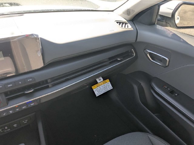 New 2026 Kia K4 FWD image 17