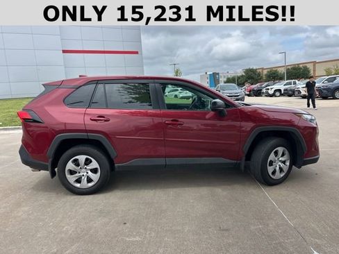 Used 2023 Toyota RAV4 LE FWD image 2