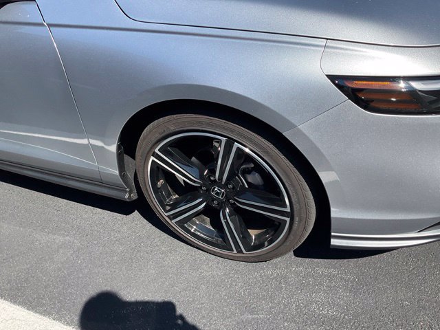 Used 2026 Honda Accord SE image 3