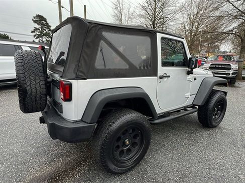 Used 2012 Jeep Wrangler Sport image 5