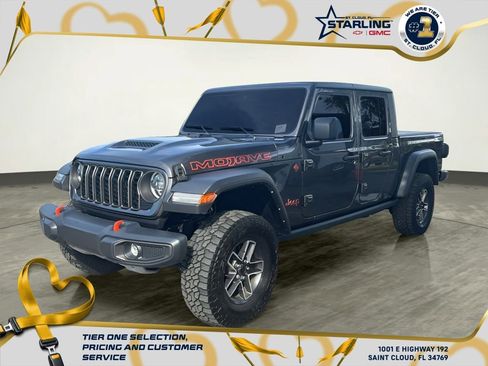Used 2024 Jeep Gladiator Mojave image 1