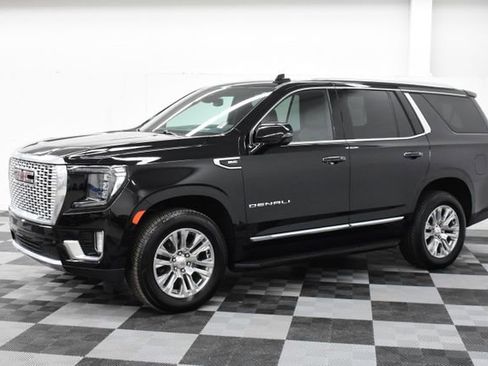 Used 2023 GMC Yukon Denali image 7