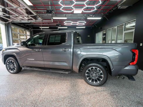 Used 2023 Toyota Tundra Limited image 2