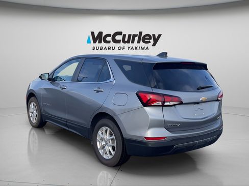 Used 2024 Chevrolet Equinox LT image 3