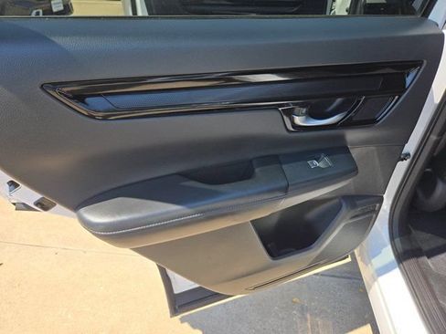 Used 2024 Honda CR-V EX-L image 12