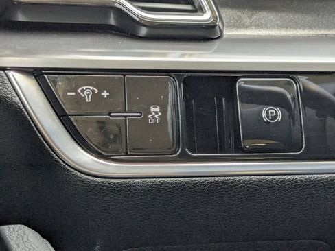 Certified 2023 Kia Sportage EX FWD image 36