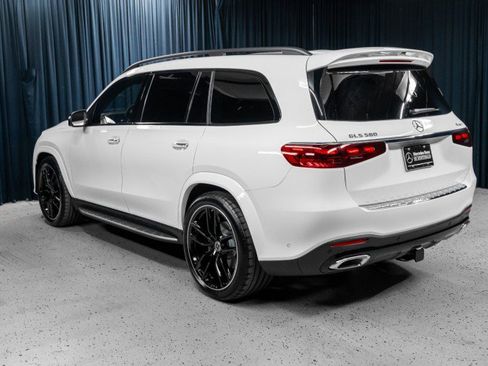 New 2026 Mercedes-Benz GLS 580 4MATIC image 10