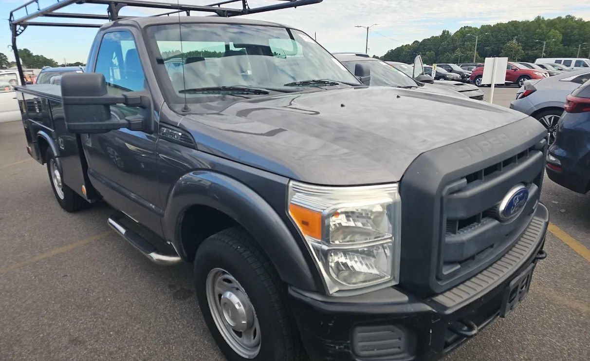 Used 2012 Ford F250 XL RWD image 2