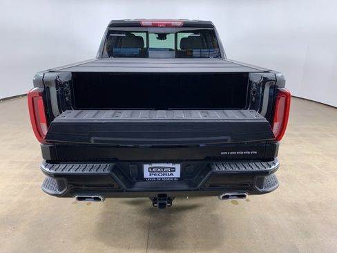 Used 2024 GMC Sierra 1500 Denali w/ Technology Package image 12