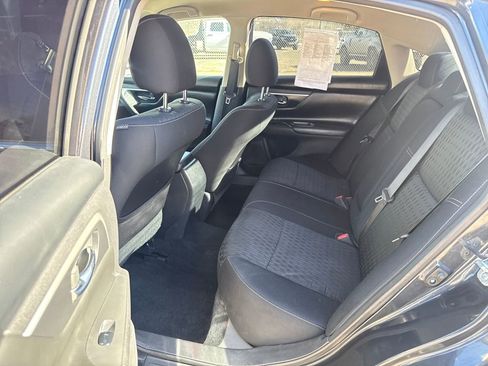 Used 2018 Nissan Altima 2.5 SV image 18