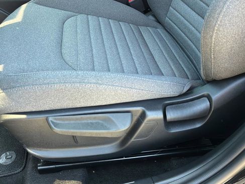 Used 2025 Kia K4 EX image 23