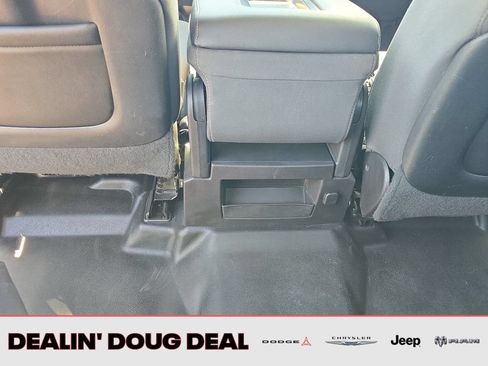 Used 2014 Chevrolet Silverado 1500 LT AWD/4WD image 25