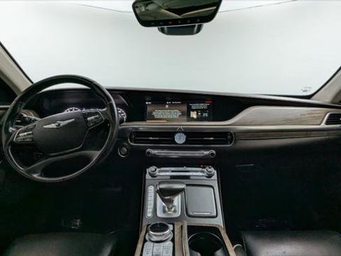 Used 2020 Genesis G90 3.3T Premium image 26