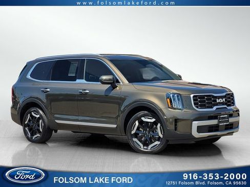 Used 2025 Kia Telluride S FWD image 1