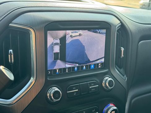 Used 2022 GMC Sierra 2500 Denali w/ Denali Ultimate Package AWD/4WD image 24
