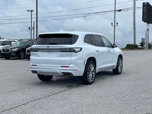 New 2026 Buick Enclave Avenir w/ Super Cruise Package image 7