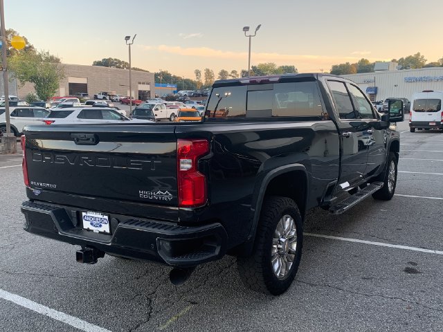 Used 2023 Chevrolet Silverado 3500 High Country AWD/4WD image 5