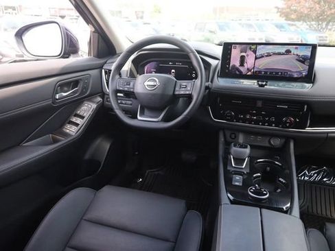 Certified 2025 Nissan Rogue SL w/ Tech Package AWD/4WD image 25