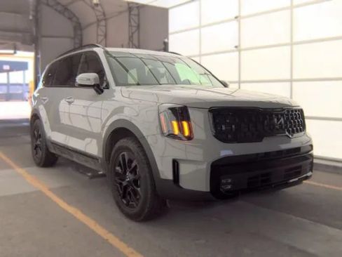 Used 2023 Hyundai Kona SE w/ Cargo Package FWD image 6