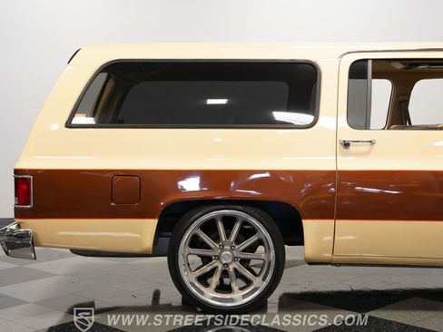 Used 1987 GMC Suburban 2WD image 29