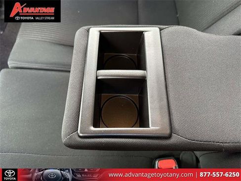 Certified 2018 Toyota RAV4 LE image 14