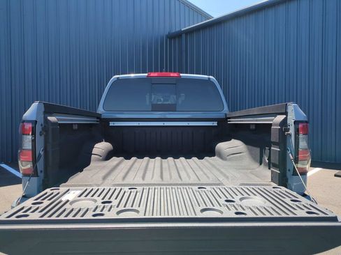 Used 2024 Nissan Frontier Pro-X w/ Pro Convenience Package RWD image 8