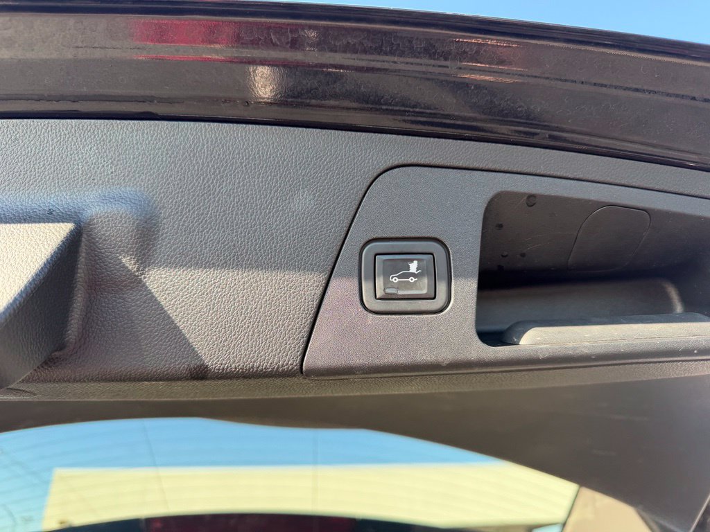 Used 2020 Buick Envision Preferred FWD image 17