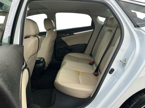 Used 2020 Honda Civic Touring image 21