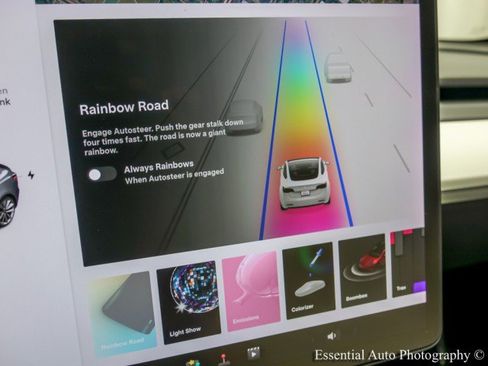 Used 2020 Tesla Model 3 Standard Range image 25