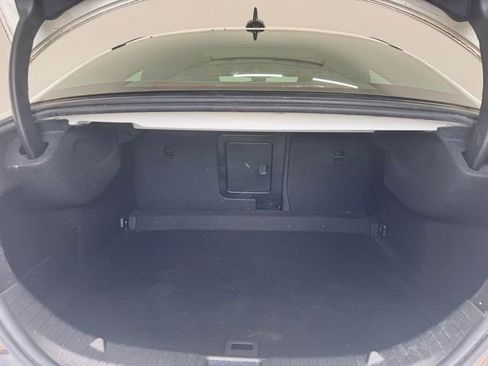 Used 2018 Mercedes-Benz CLA 250 image 8