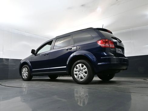 Used 2020 Dodge Journey SE w/ SE Popular Equipment Group FWD image 21