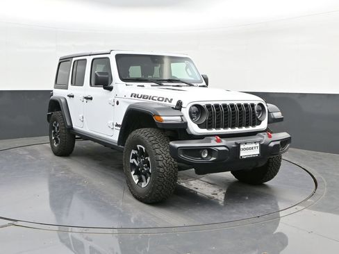 Used 2025 Jeep Wrangler Unlimited Rubicon image 22