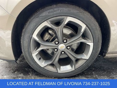 Used 2023 Chevrolet Malibu LT image 32