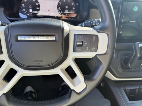 Used 2023 Land Rover Defender 130 First Edition image 20