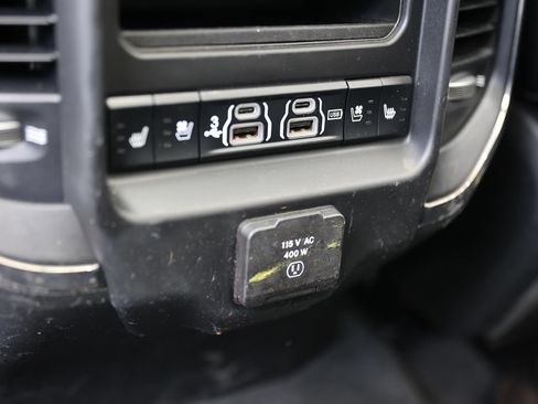 Used 2019 RAM 1500 Limited AWD/4WD image 23