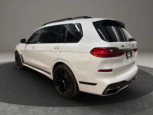 Used 2021 BMW X7 M50i AWD/4WD image 7