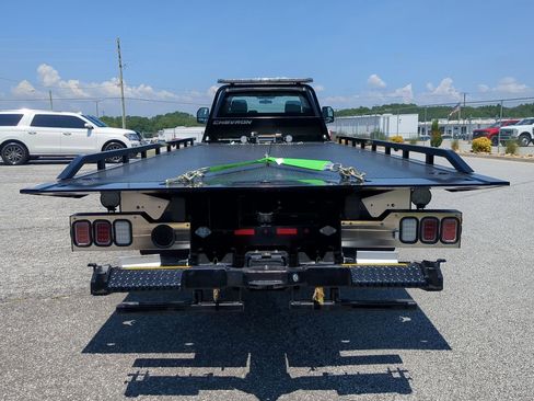 New 2025 Ford F550 2WD Regular Cab Super Duty w/ XL Chrome Package image 11