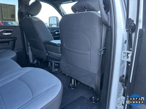 Used 2024 RAM 3500 Big Horn image 48