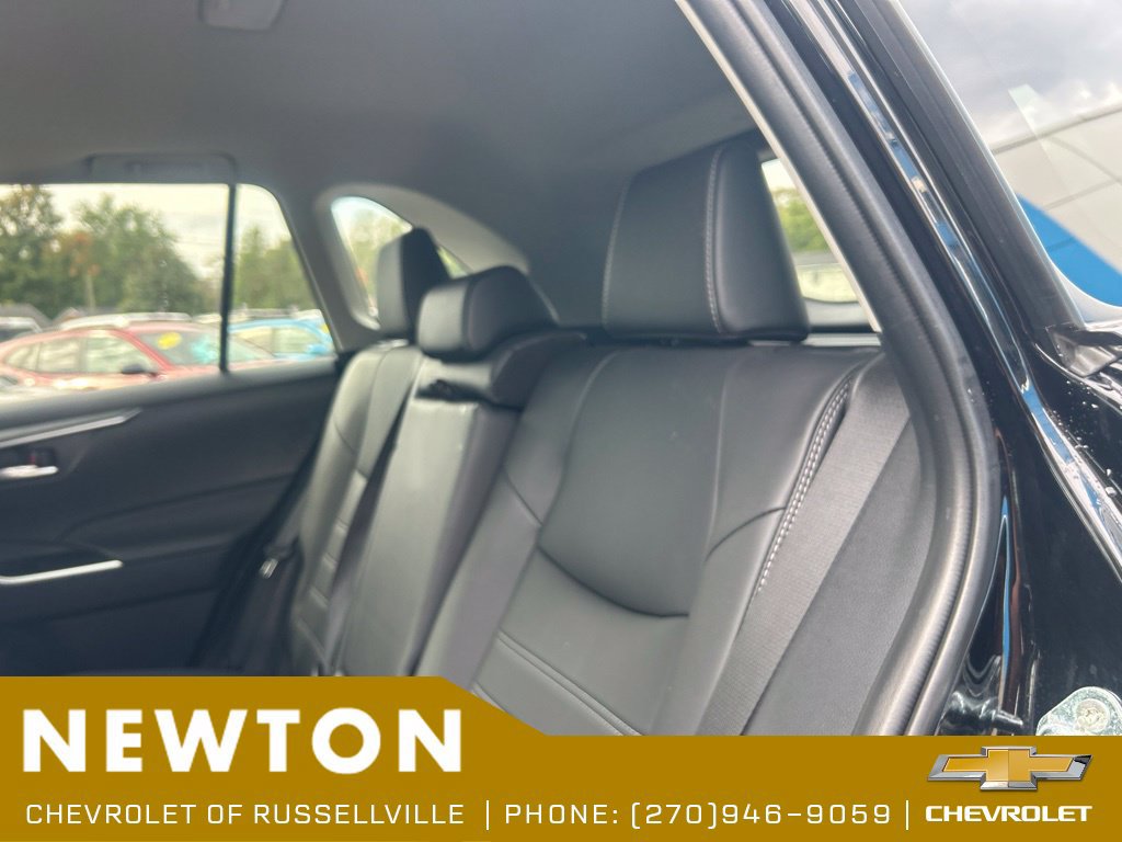 Used 2025 Toyota RAV4 XLE Premium w/ Weather Package AWD/4WD image 27