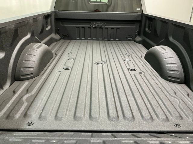 New 2026 Ford F350 Lariat w/ Black Appearance Package AWD/4WD image 18