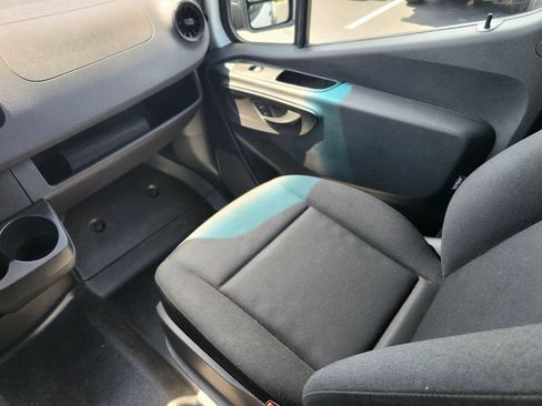 Used 2024 Mercedes-Benz Sprinter 2500 image 15