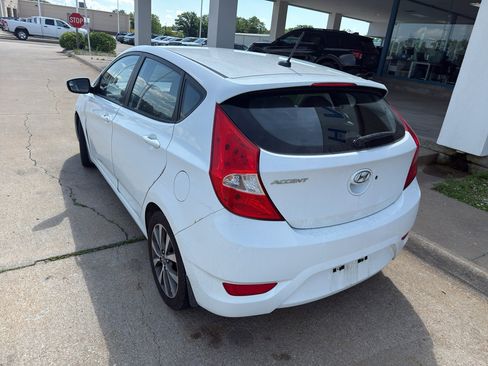 Used 2015 Hyundai Accent Sport FWD image 8
