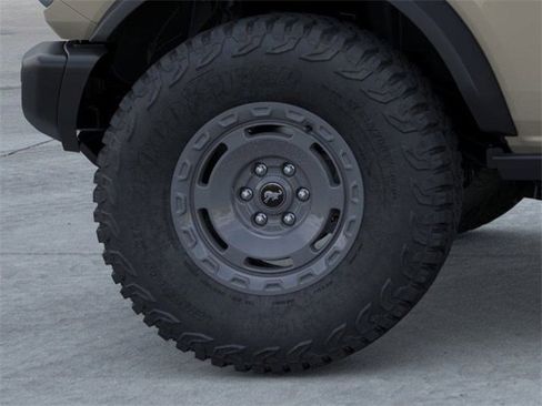 New 2025 Ford Bronco Badlands image 21