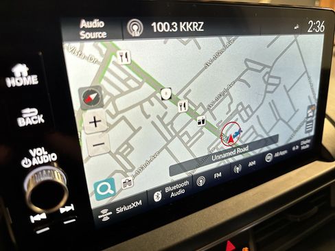 Used 2023 Honda Pilot Touring image 26