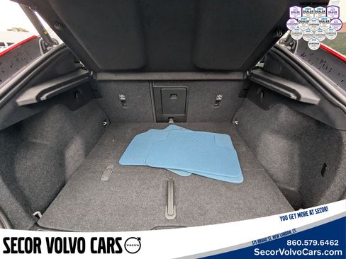 Certified 2023 Volvo C40 P8 Recharge Ultimate image 20