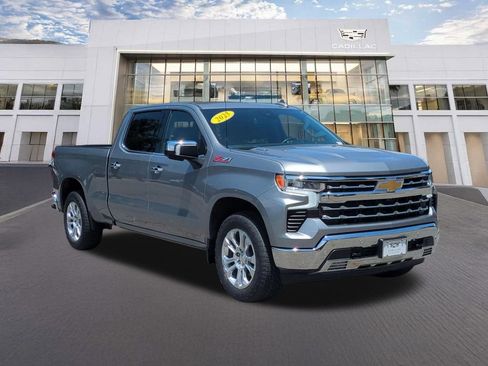 Used 2023 Chevrolet Silverado 1500 LTZ w/ LTZ Premium Package AWD/4WD image 3